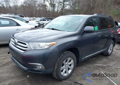 2011 Toyota Highlander Se V6 из США, поврежденный, VIN 5TDBK3EH6BS090970